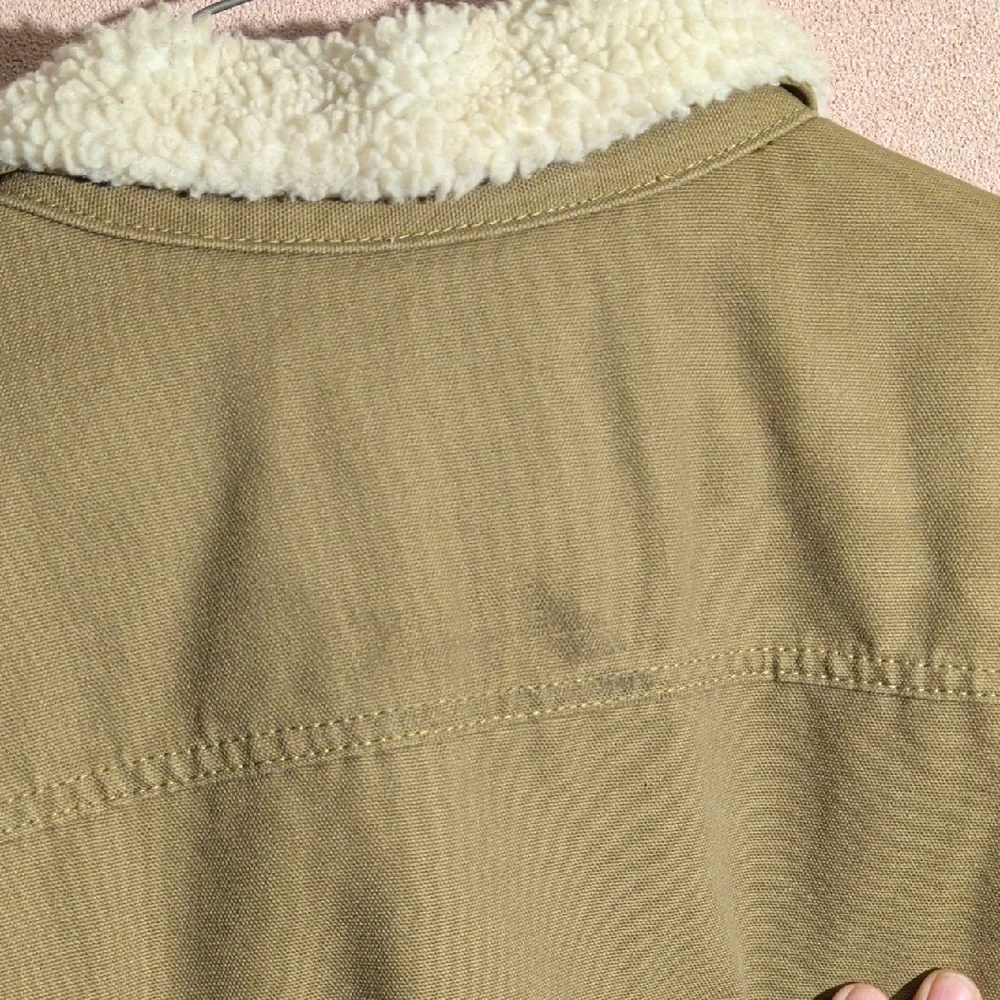 Levi's Men's Olive Sherpa Collar Jacket - Picture 8 of 8